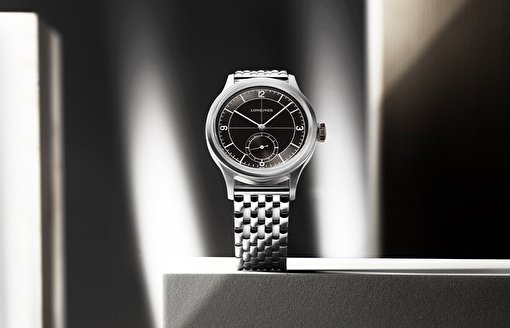 Longines Heritage Classic  с элегантным секторным циферблатом